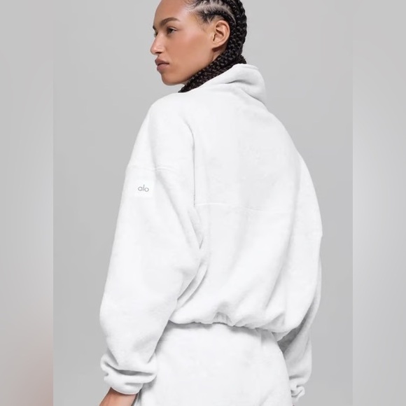 ALO Polar Fleece Retreat Cover Up - White Heather Grey XS - Picture 3 of 5